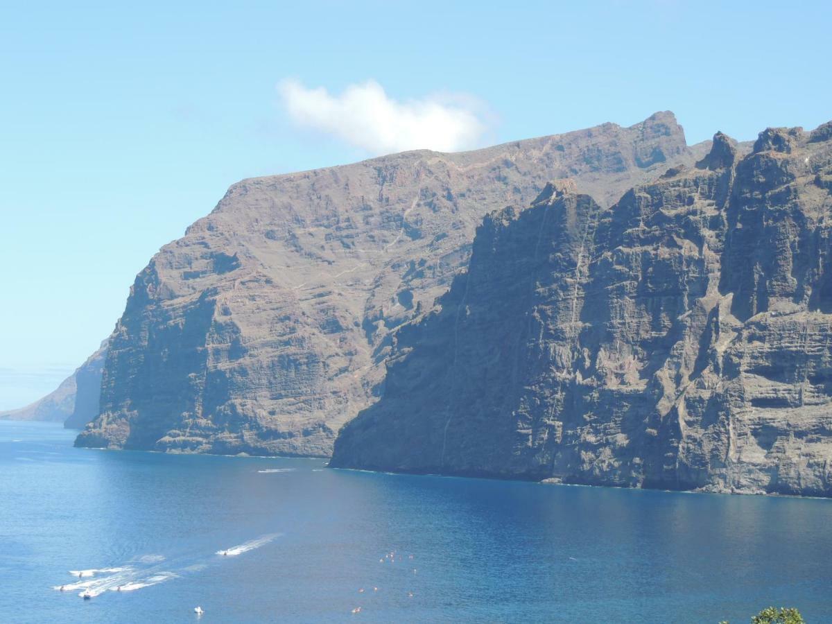 Magical Apt. With Sea View & Cliff Acantilado de los Gigantes Luaran gambar